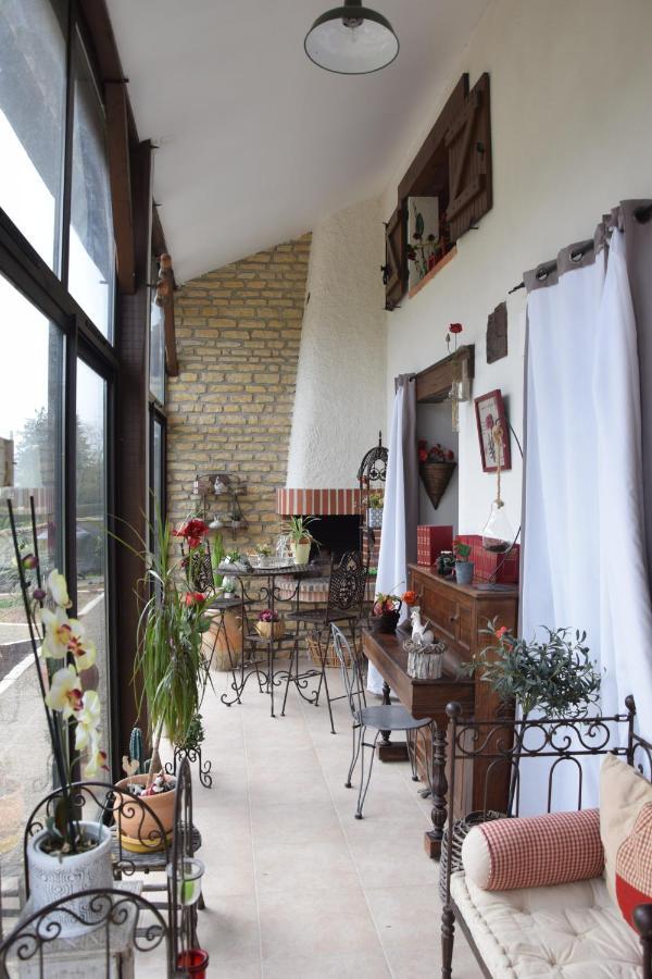 Au Gue Du Bois Bed & Breakfast Neuville-du-Poitou Exterior photo